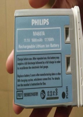 M4607A Batteria per apparecchiature mediche, batteria ricaricabile a ioni di litio 11.1V 1600mAh 17.76Wh