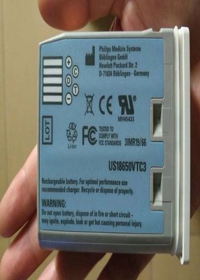 M4607A Batteria per apparecchiature mediche, batteria ricaricabile a ioni di litio 11.1V 1600mAh 17.76Wh