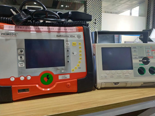 Parti di macchine per defibrillatori primedici Riparazione di errori interni
