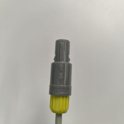 Clip integrato per il dito per adulti Sonda di ossigeno del sangue con 5 aghi Collegatore giallo per limone PN 15-100-0010