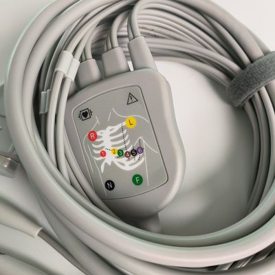 Macchina elettrocardiografica integrata 12 fili a piombo con 15 perni Standard europeo IEC testa di banana 4.0