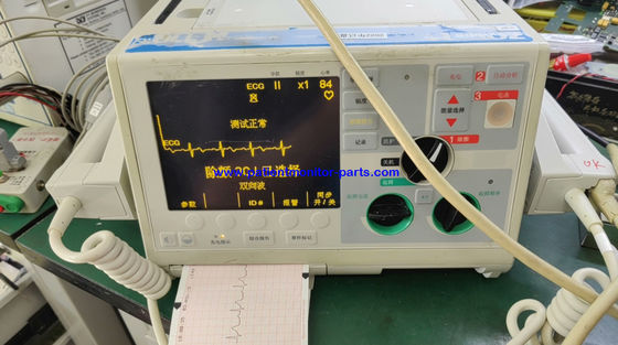 Servizio di manutenzione del defibrillatore, fornitura di accessori per il defibrillatore